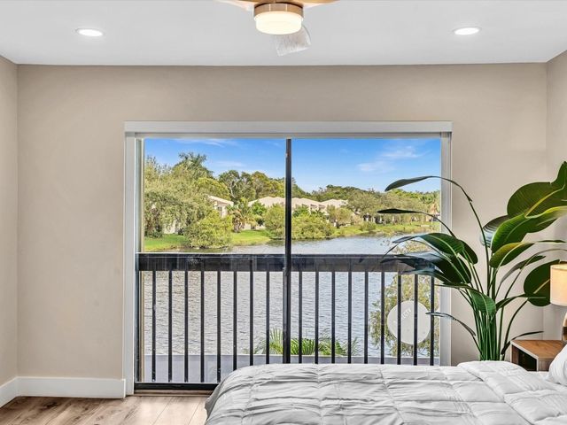 1381 NW 99th Avenue 172, Pembroke Pines, FL 33024