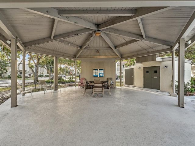 1381 NW 99th Avenue 172, Pembroke Pines, FL 33024