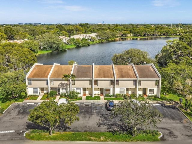 1381 NW 99th Avenue 172, Pembroke Pines, FL 33024