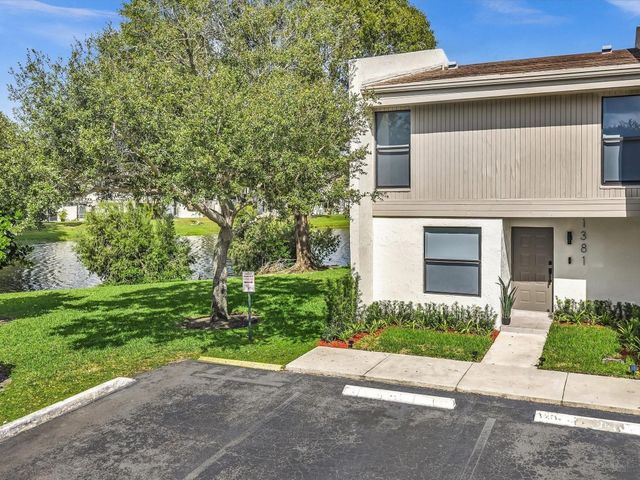1381 NW 99th Avenue 172, Pembroke Pines, FL 33024