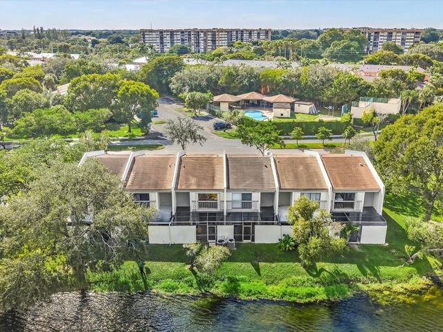 1381 NW 99th Avenue 172, Pembroke Pines, FL 33024