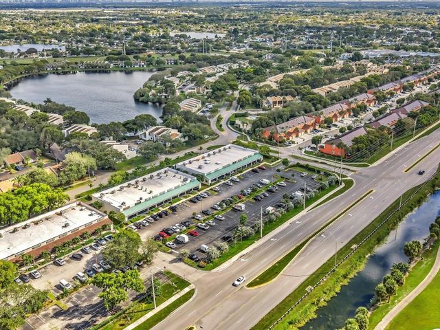 1381 NW 99th Avenue 172, Pembroke Pines, FL 33024