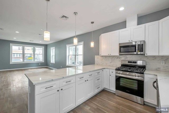 27 Niagara Street, Dumont, NJ 07628