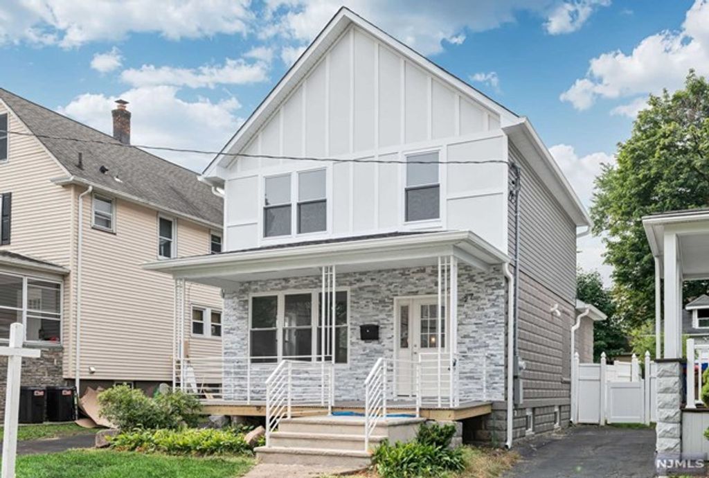 27 Niagara Street, Dumont, NJ 07628