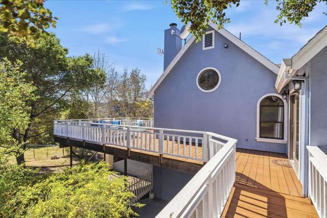 19350 El Cerro, Aromas, CA 95004