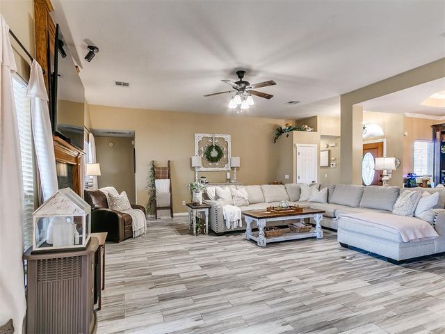 2305 SW 93rd Street, Oklahoma City, OK 73159