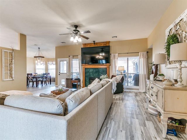 2305 SW 93rd Street, Oklahoma City, OK 73159