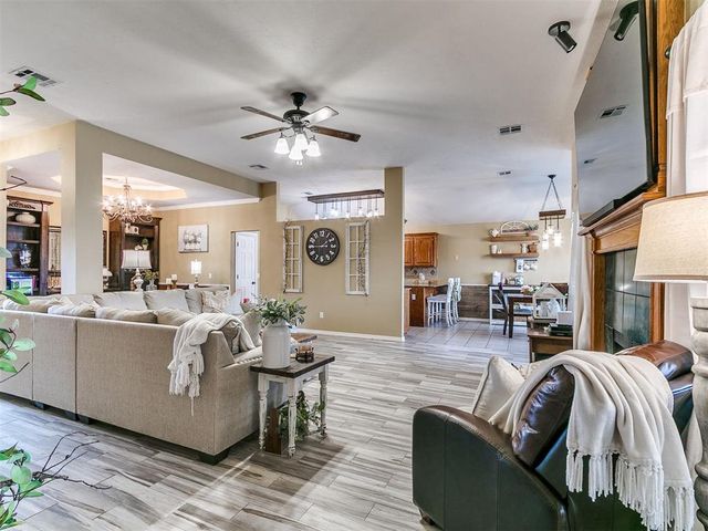 2305 SW 93rd Street, Oklahoma City, OK 73159