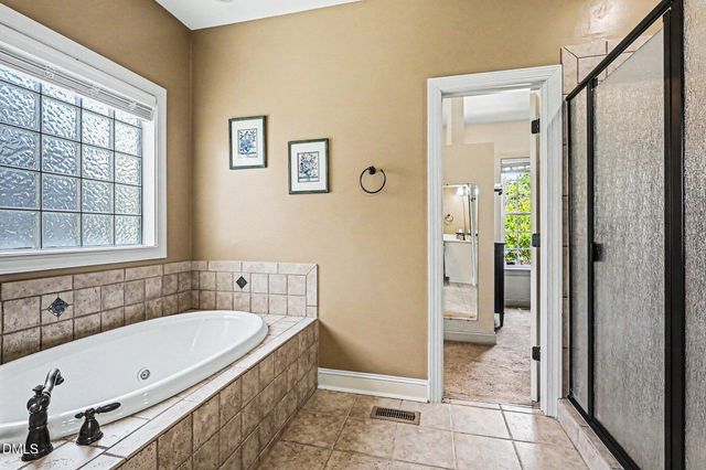 178 Caledonia Lane, Clayton, NC 27520