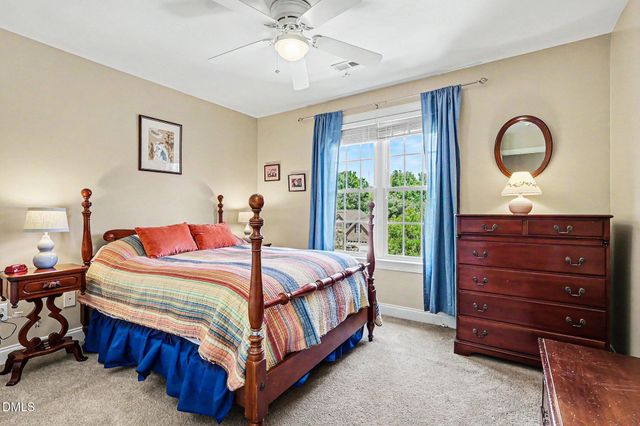 178 Caledonia Lane, Clayton, NC 27520