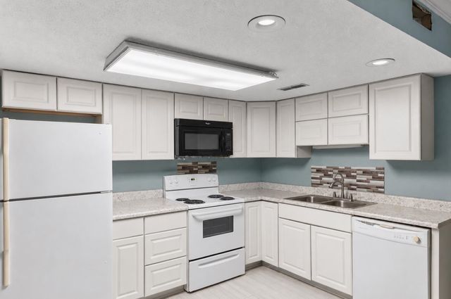 900 Deer Creek Rd Unit C, Surfside Beach, SC 29575