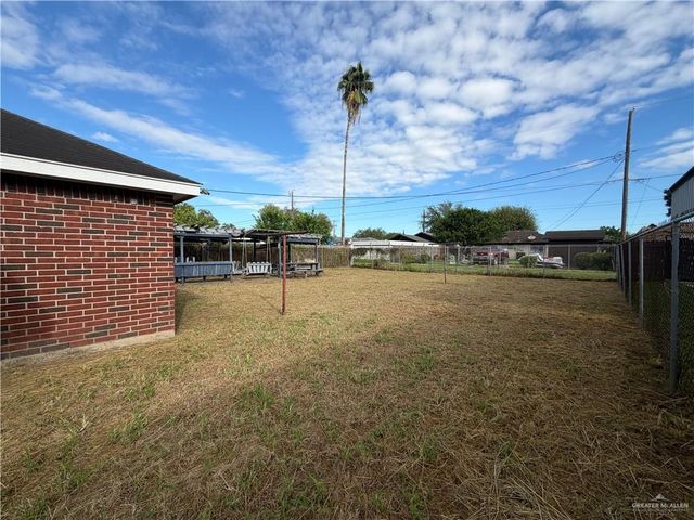 1302 Sago Palm Street, Alamo, TX 78516