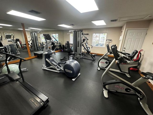 2173 Discovery Circle W, Deerfield Beach, FL 33442