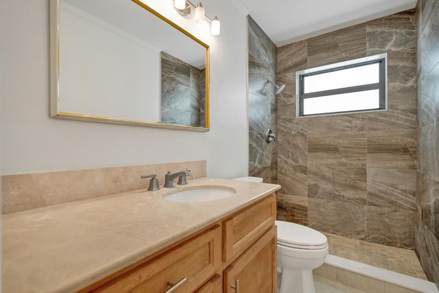 2674 NE 8th Court, Pompano Beach, FL 33062