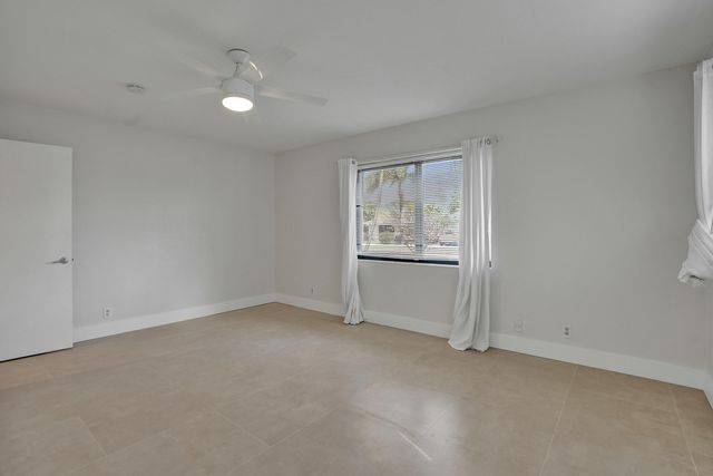 2674 NE 8th Court, Pompano Beach, FL 33062