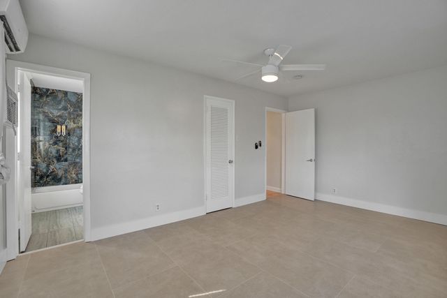 2674 NE 8th Court, Pompano Beach, FL 33062