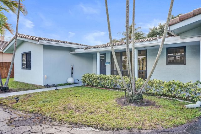 2674 NE 8th Court, Pompano Beach, FL 33062