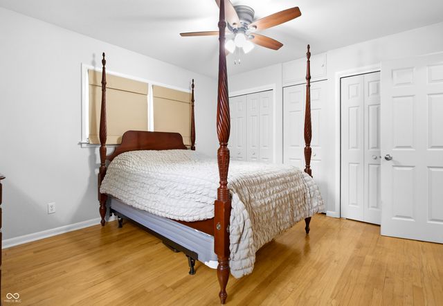 4236 Washington Street, Columbus, IN 47203