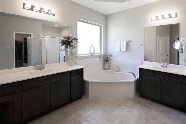 2757 Maxway Ct Court, League City, TX 77573
