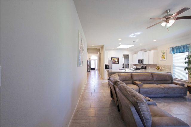 2757 Maxway Ct Court, League City, TX 77573