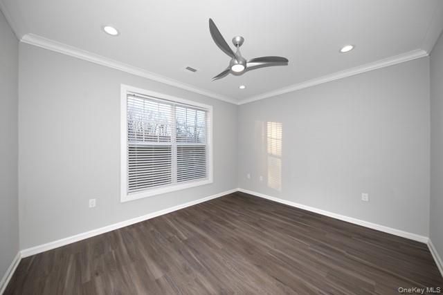 1 Charles Pond Drive 9-925, Coram, NY 11727