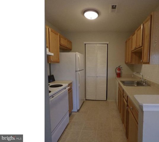 808 BRITTON PL, Voorhees, NJ 08043
