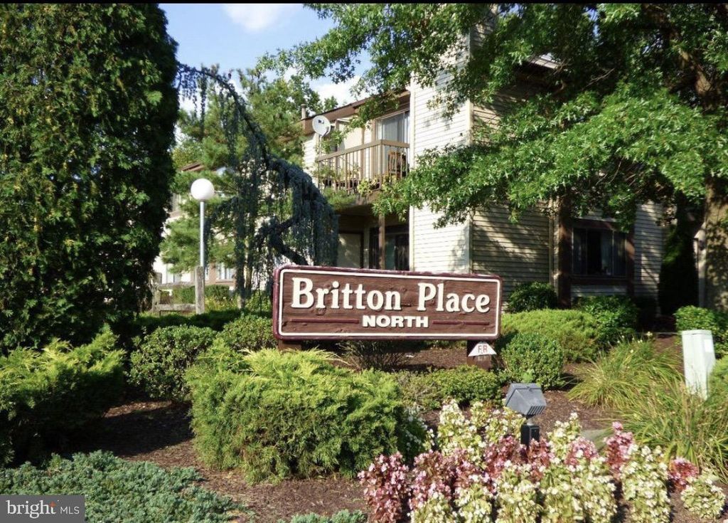 808 BRITTON PL, Voorhees, NJ 08043
