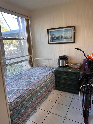 17560 Atlantic Blvd 109, Sunny Isles Beach, FL 33160