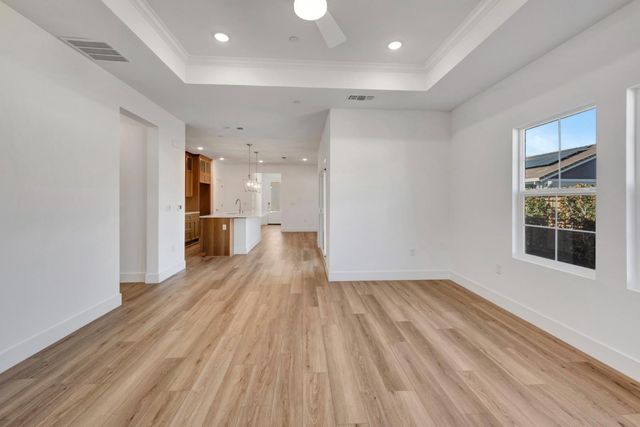 12443 Columba Way, Rancho Cordova, CA 95742