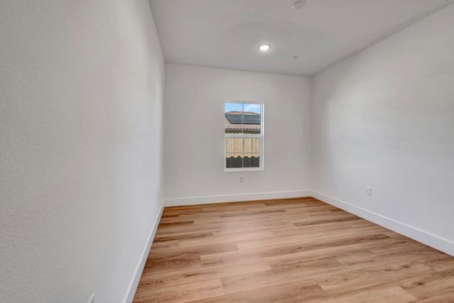 12443 Columba Way, Rancho Cordova, CA 95742