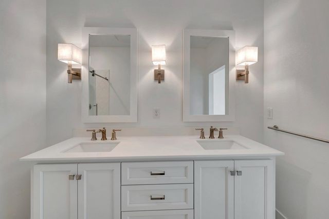 12443 Columba Way, Rancho Cordova, CA 95742