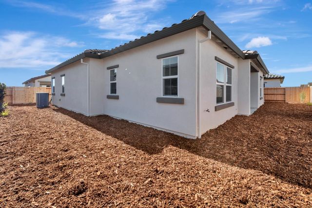 12443 Columba Way, Rancho Cordova, CA 95742