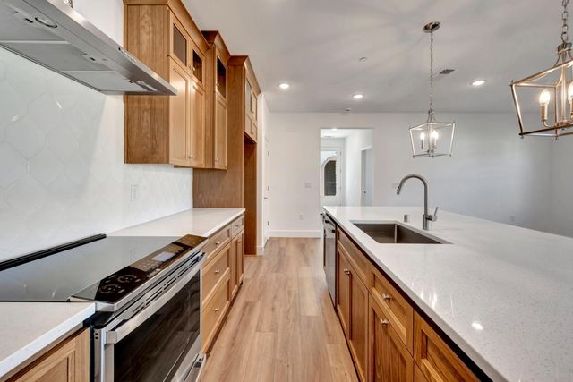 12443 Columba Way, Rancho Cordova, CA 95742