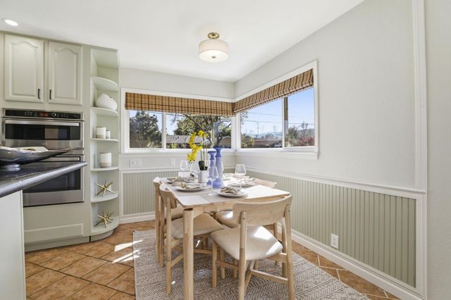 1079 The Dalles Avenue, Sunnyvale, CA 94087