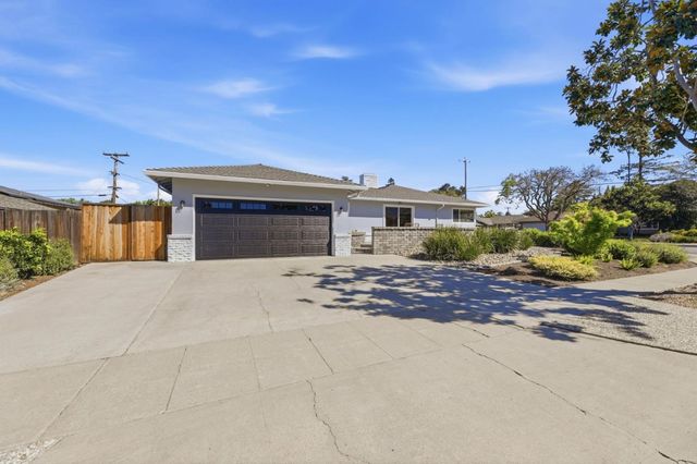 1079 The Dalles Avenue, Sunnyvale, CA 94087