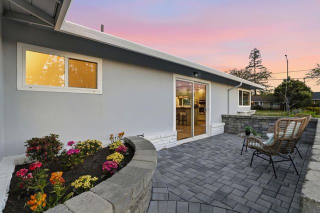 1079 The Dalles Avenue, Sunnyvale, CA 94087