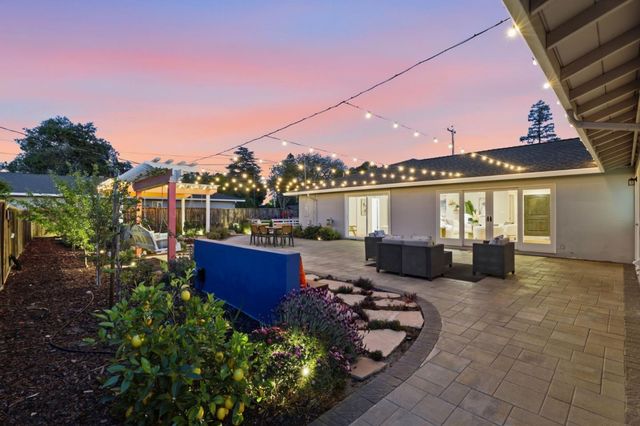 1079 The Dalles Avenue, Sunnyvale, CA 94087