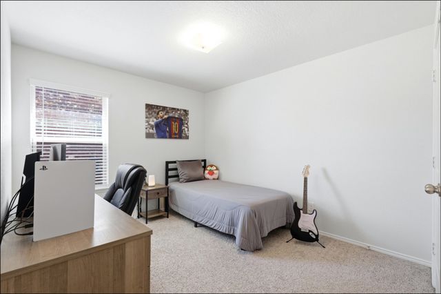 1860 Alamandine Avenue, Cross Roads, TX 76227