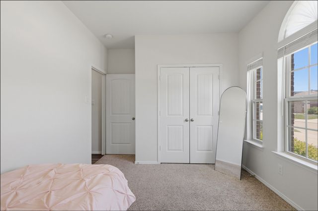 1860 Alamandine Avenue, Cross Roads, TX 76227