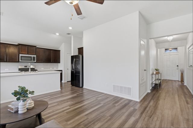 1860 Alamandine Avenue, Cross Roads, TX 76227