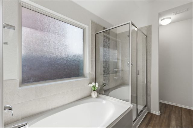 1860 Alamandine Avenue, Cross Roads, TX 76227