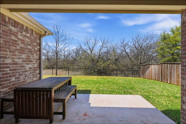 1860 Alamandine Avenue, Cross Roads, TX 76227