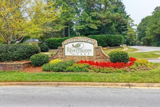 4825 Meadow Park Lane, Suwanee, GA 30024