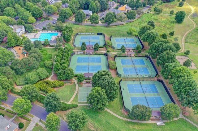 4825 Meadow Park Lane, Suwanee, GA 30024