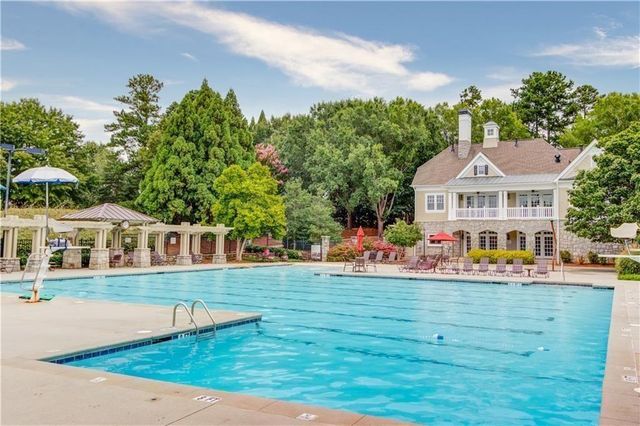 4825 Meadow Park Lane, Suwanee, GA 30024