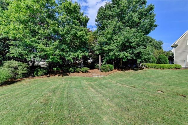 4825 Meadow Park Lane, Suwanee, GA 30024