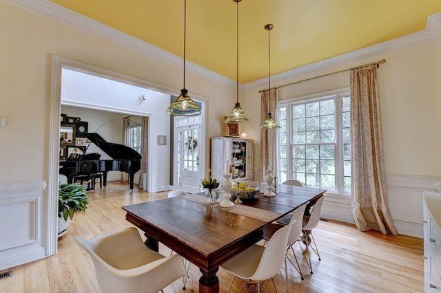 4825 Meadow Park Lane, Suwanee, GA 30024
