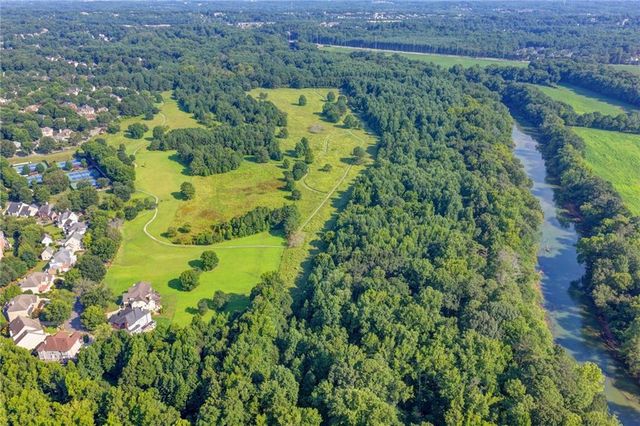 4825 Meadow Park Lane, Suwanee, GA 30024