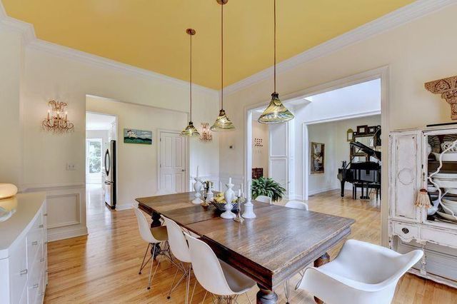 4825 Meadow Park Lane, Suwanee, GA 30024