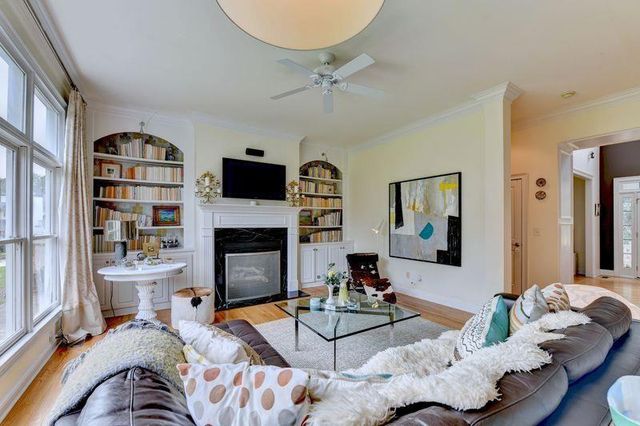 4825 Meadow Park Lane, Suwanee, GA 30024